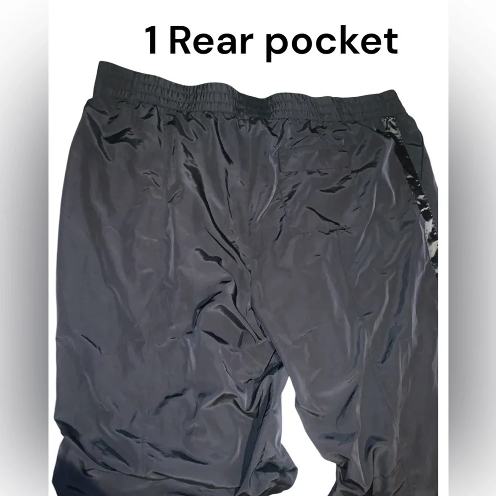 NWT Future Collective 4X elastic waist joggers with stylish design athletic wear - Picture 6 of 10